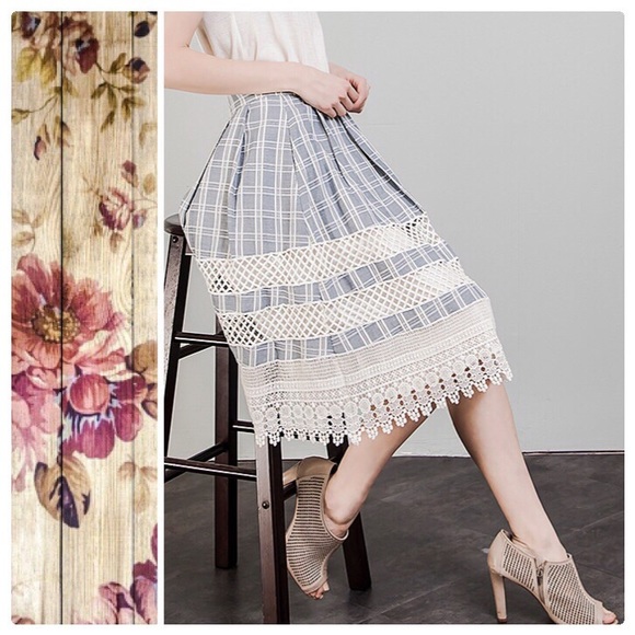 Classic Farmhouse Skirt - Picture 6 of 8